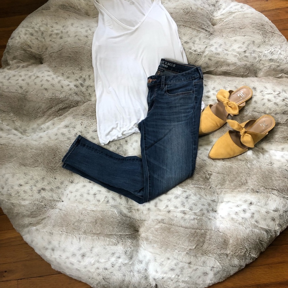 American Eagle Low Rise skinny jeans